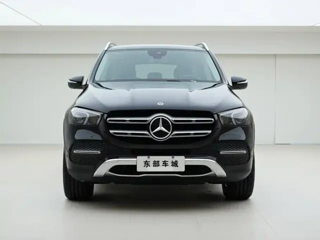 Mercedes-Benz GLE-Class — Фото автомобиля 2