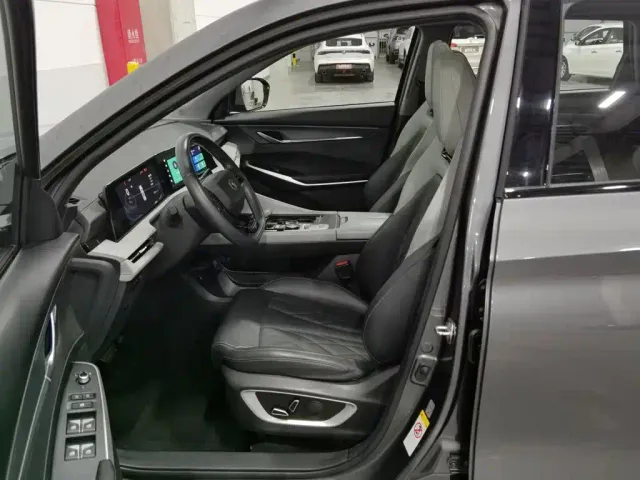 Changan CS75 Plus — Фото автомобиля 10