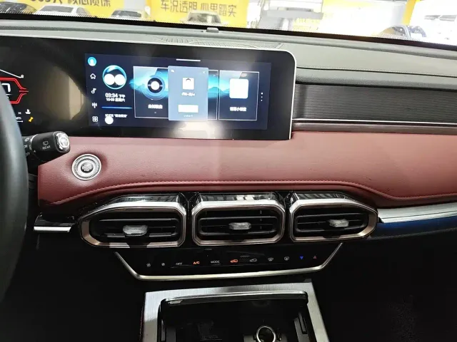 Jetour X70 Plus — Фото автомобиля 7