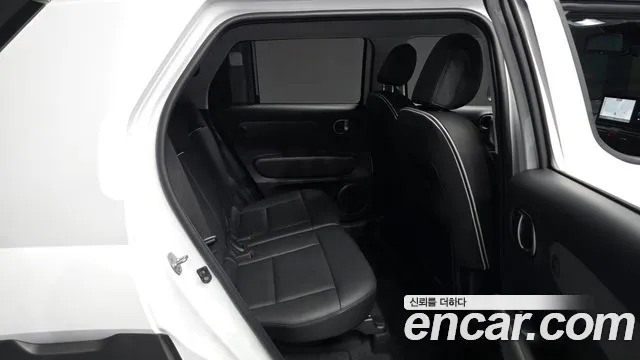 Hyundai Casper Casper Electric Inspiration — Фото автомобиля 12