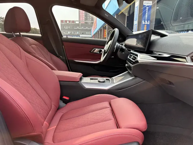 BMW 3 Series — Фото автомобиля 12