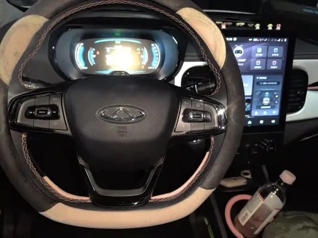 Chery eQ1 — Фото автомобиля 11