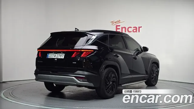 Hyundai Tucson Новый Tucson (NX4) Бензин 1.6 Turbo 4WD — Фото автомобиля 2