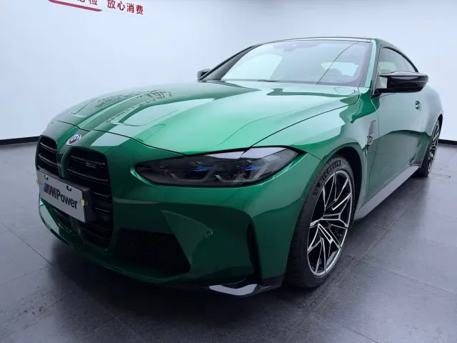 BMW M4 — Фото автомобиля 11