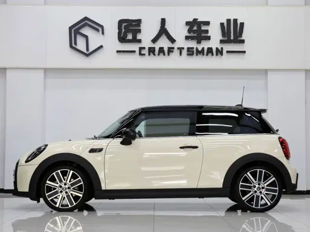 MINI Hatch — Фото автомобиля 4
