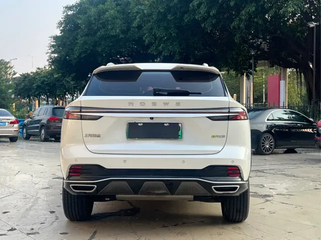Roewe RX5 — Фото автомобиля 6