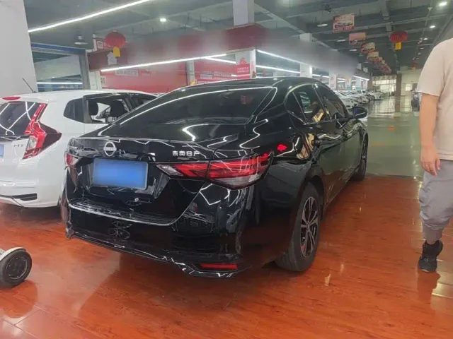 Nissan Sylphy 2023 1.6L CVT Deluxe Edition — Фото автомобиля 6