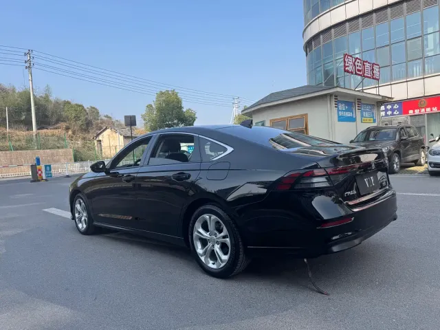Honda Accord — Фото автомобиля 7