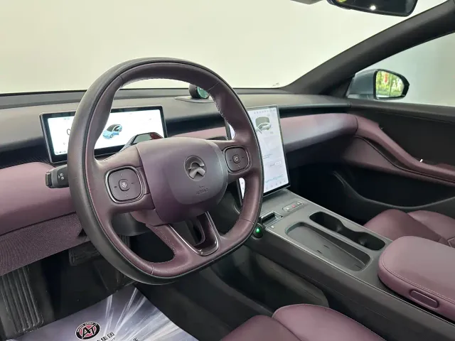 Nio ET5 — Фото автомобиля 16