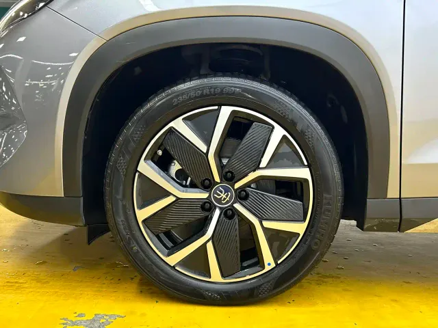 BYD Song L DM-i — Фото автомобиля 9