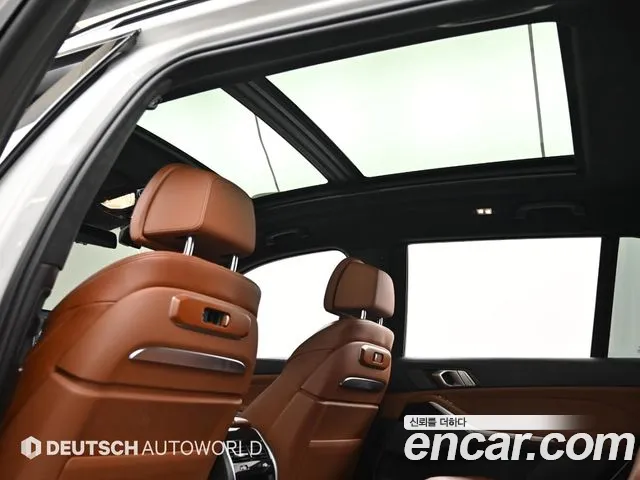 BMW X7 — Фото автомобиля 18