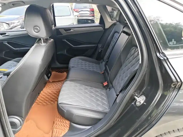 Volkswagen Sagitar — Фото автомобиля 16
