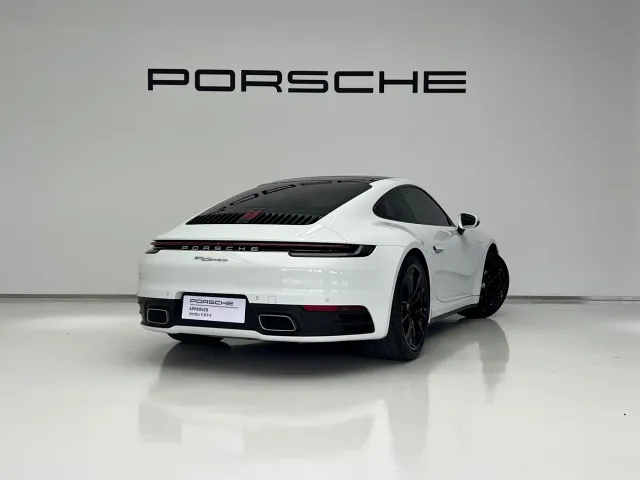 Porsche 911 — Фото автомобиля 4
