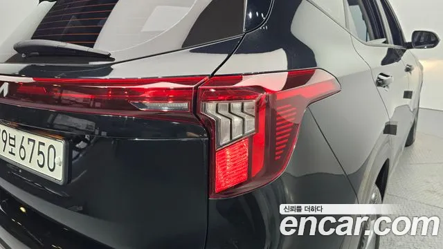Kia Seltos New — Фото автомобиля 8