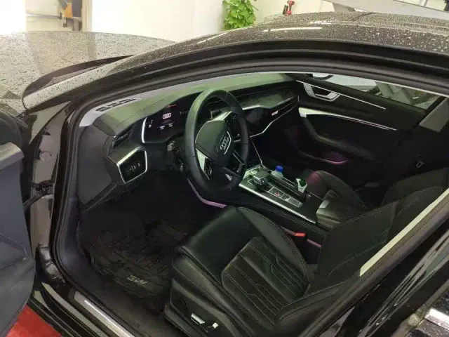 Audi A6L — Фото автомобиля 3