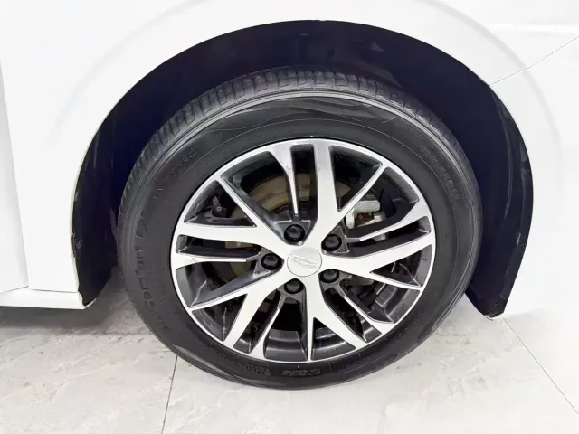 Geely Emgrand 2022 4th Generation 1.5L CVT Elite — Фото автомобиля 21