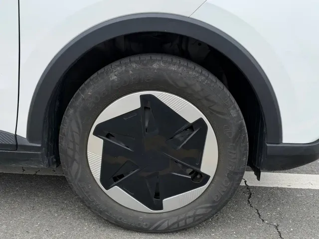 Geely Geometry E Firefly — Фото автомобиля 4
