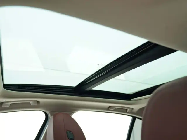 BMW 3 Series — Фото автомобиля 11