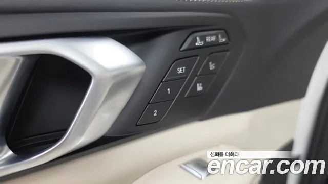 BMW X7 — Фото автомобиля 28