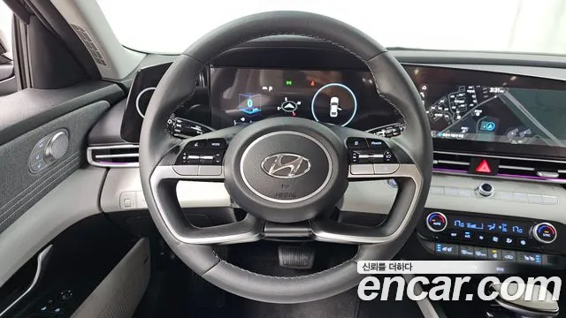 Hyundai AVANTE Avante (CN7) — Фото автомобиля 13