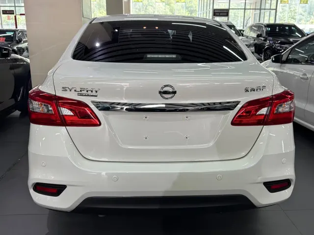 Nissan Sylphy — Фото автомобиля 9