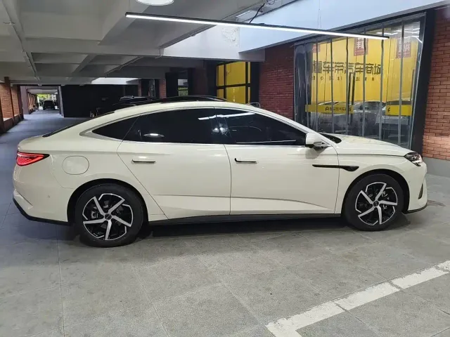 BYD Seal 07 DM-i — Фото автомобиля 5