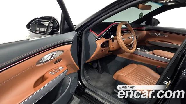 Genesis GV70 — Фото автомобиля 15
