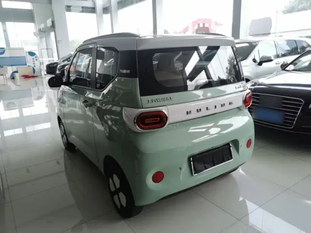 Wuling Hongguang Mini EV — Фото автомобиля 4