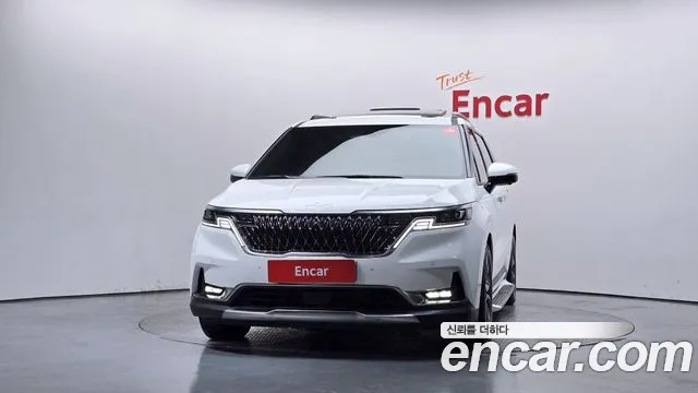 Kia Carnival — Фото автомобиля 3