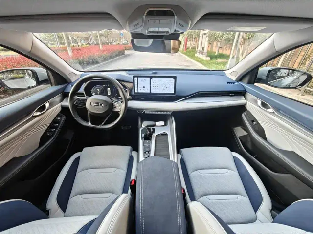 Geely Xingrui — Фото автомобиля 12