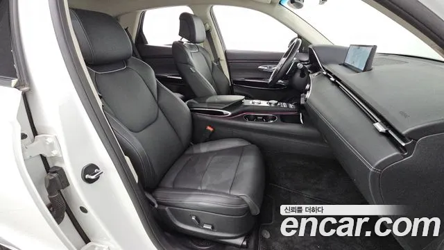 Genesis GV70 — Фото автомобиля 25