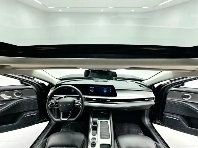 Chery Arrizo 8 — Фото автомобиля 5
