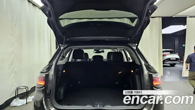 Jeep Compass — Фото автомобиля 20