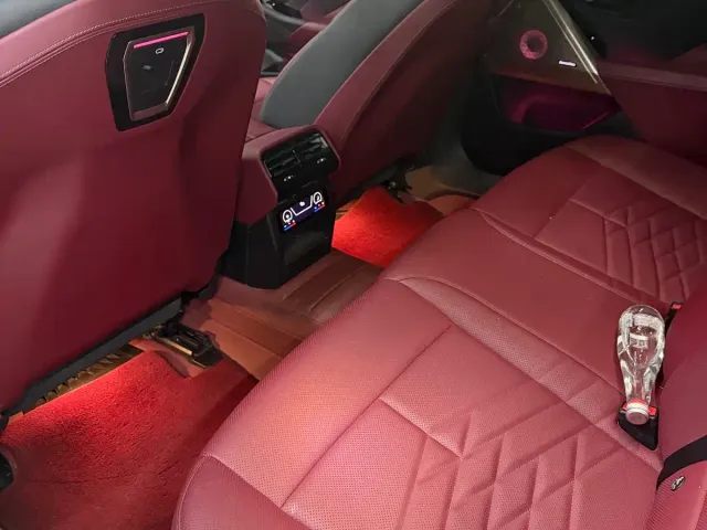 BMW 5 Series — Фото автомобиля 5
