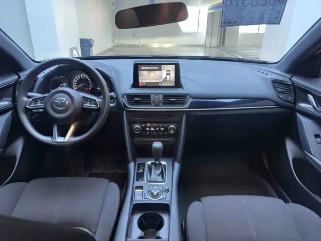 Mazda CX-4 — Фото автомобиля 20