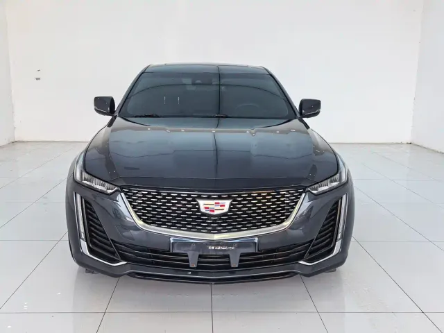 Cadillac CT5 — Фото автомобиля 2
