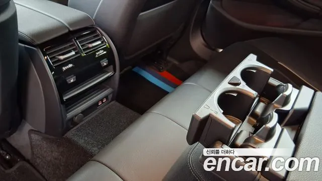 BMW 5 Series G30 — Фото автомобиля 13