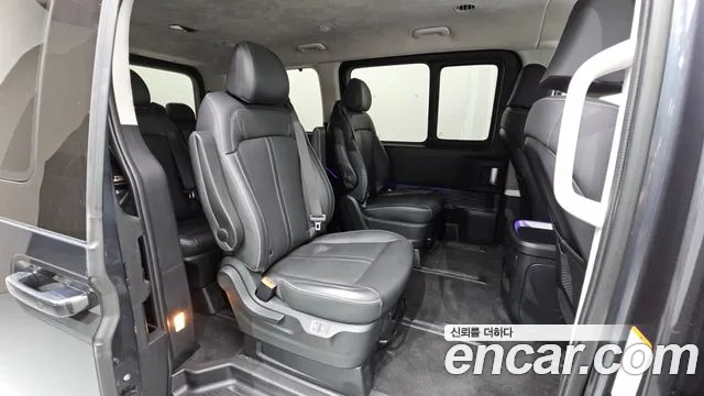 Hyundai Staria Staria Lounge 9 мест — Фото автомобиля 10