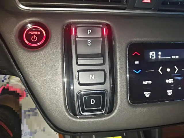 Honda Elysion — Фото автомобиля 13