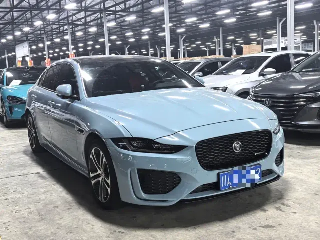 Jaguar XEL — Фото автомобиля 3
