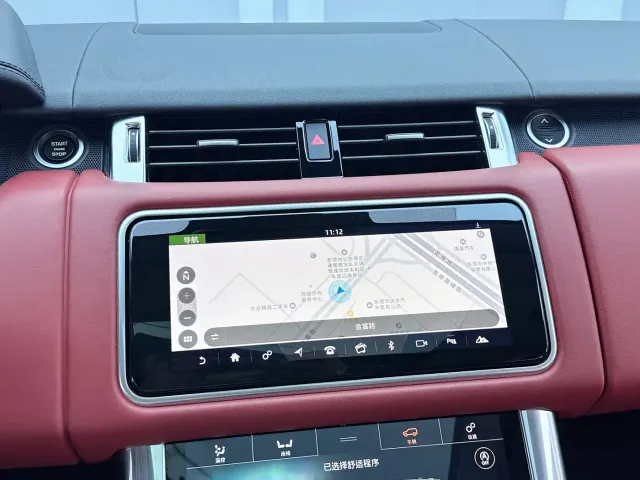 Land Rover Range Rover Sport — Фото автомобиля 14