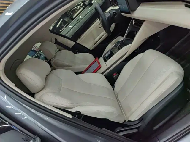 BYD Qin L — Фото автомобиля 24