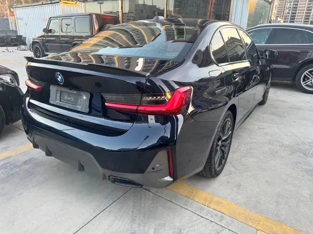 BMW 3 Series — Фото автомобиля 7
