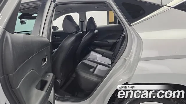 Hyundai Kona SX2 — Фото автомобиля 17
