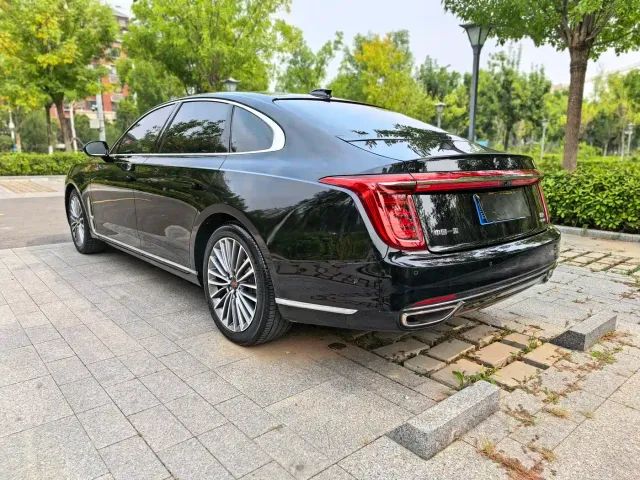 Hongqi H9 — Фото автомобиля 15