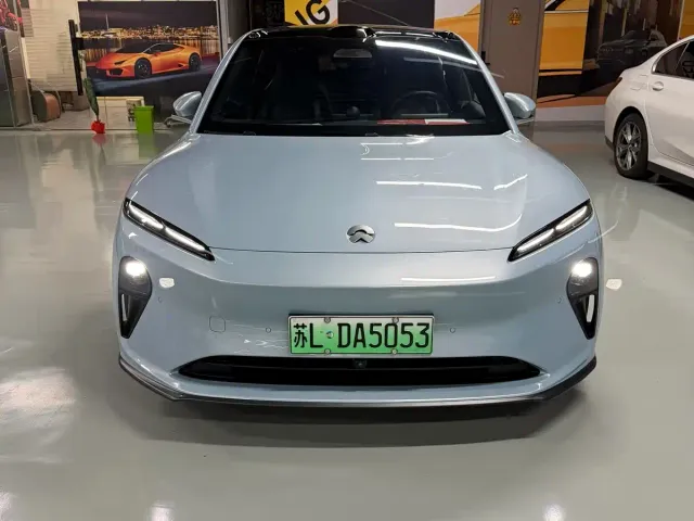 Nio ET5 — Фото автомобиля 2