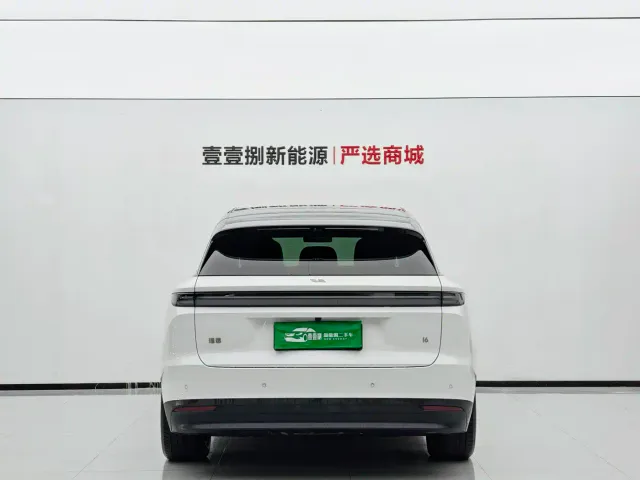 Li Auto i6 — Фото автомобиля 3