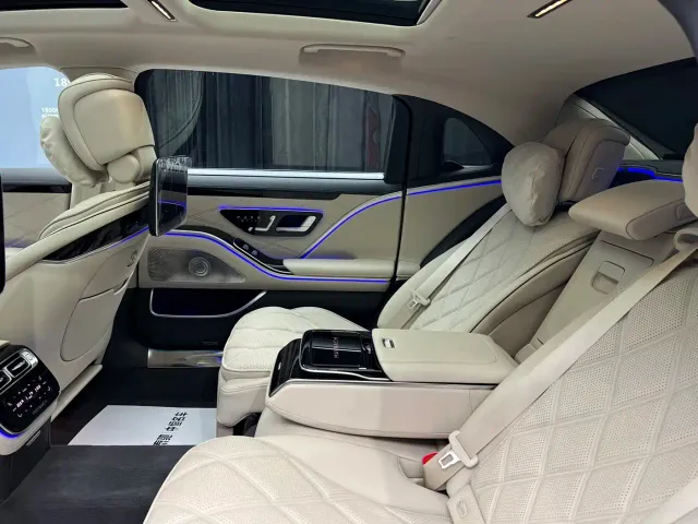 Mercedes-Benz Maybach S-Class — Фото автомобиля 22