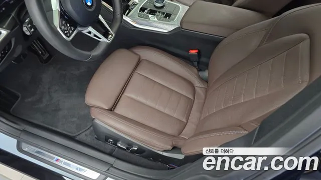 BMW i4 — Фото автомобиля 18