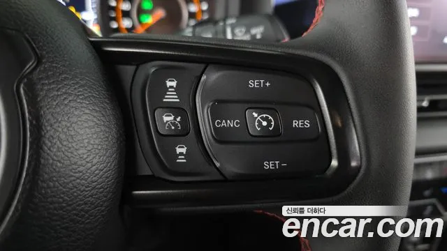 Jeep Wrangler JL — Фото автомобиля 23